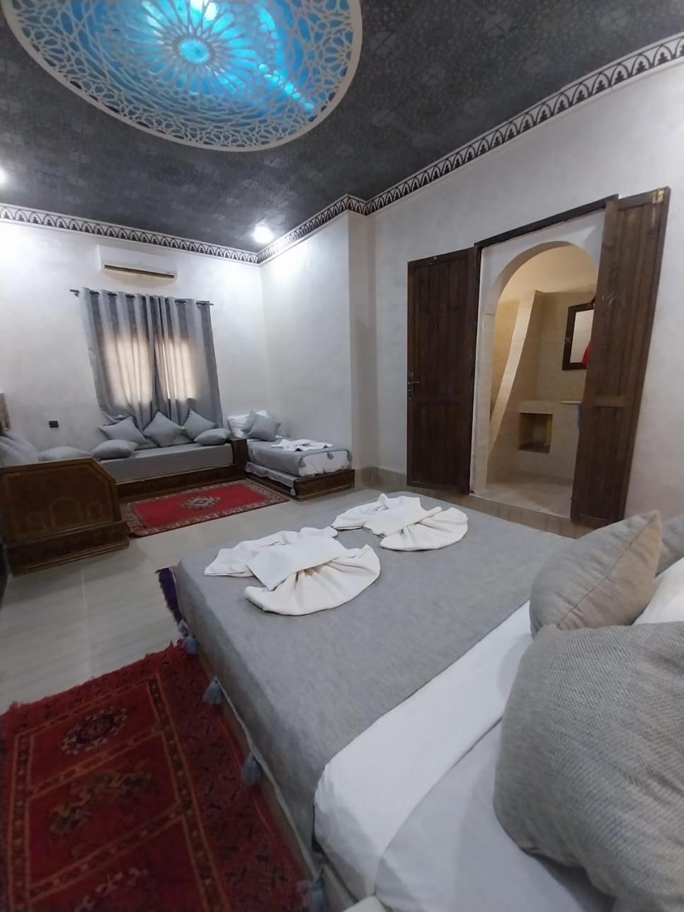 Hotel Cafe Du Sud Merzouga Esterno foto